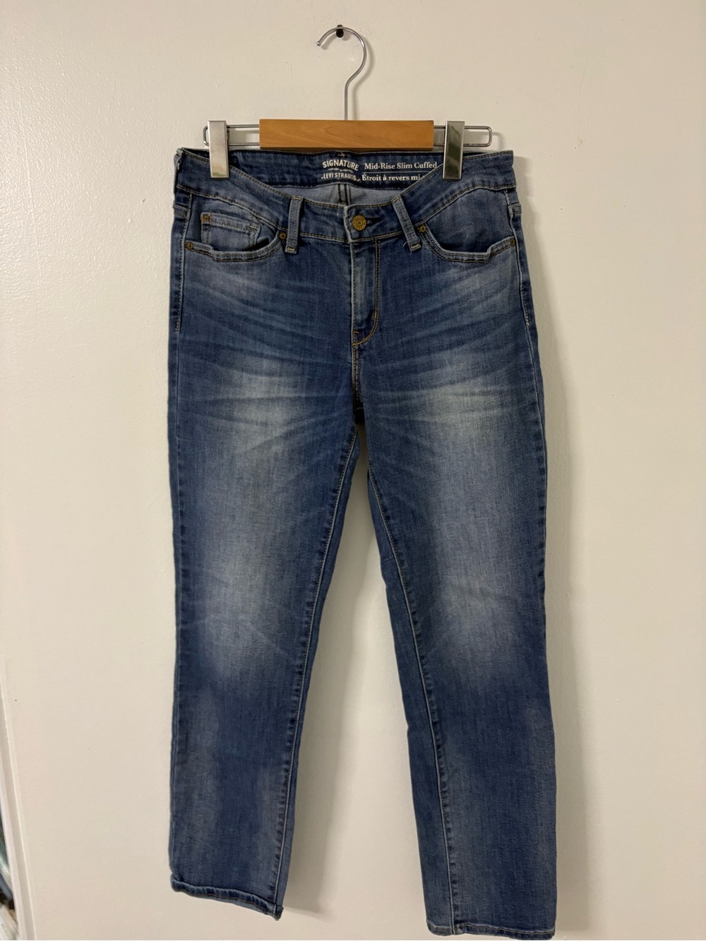 Signature by Levi Strauss Straight-Leg Blue Jeans